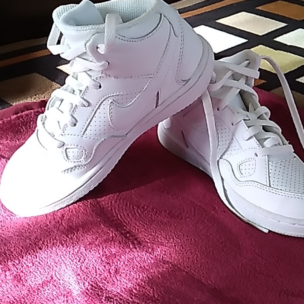 Nike shoes